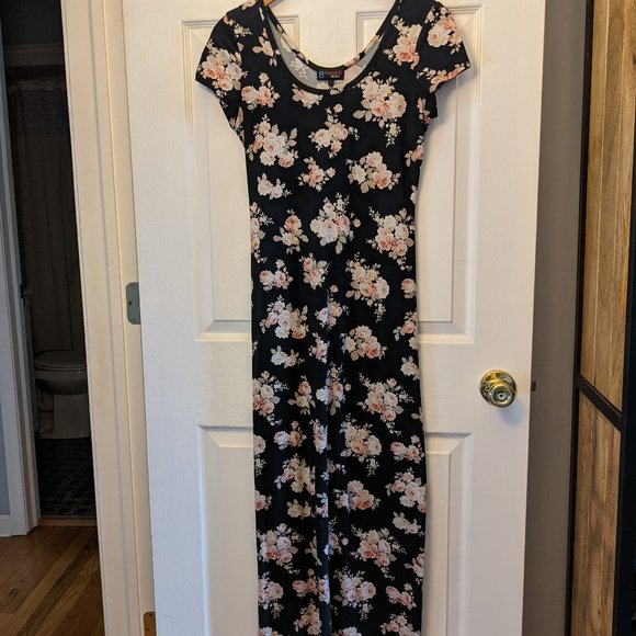 B Famous Dresses & Skirts - $5!!! Black Floral Maxi Dress
